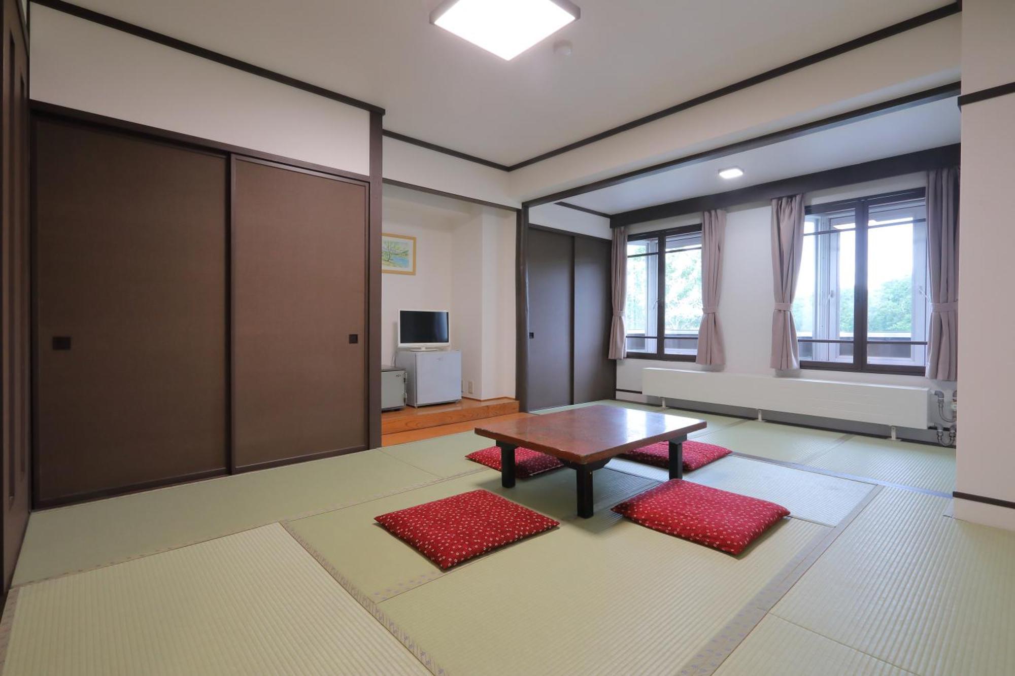 Shiga Lake Hotel Yamanouchi  Exterior photo